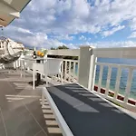Apollo -