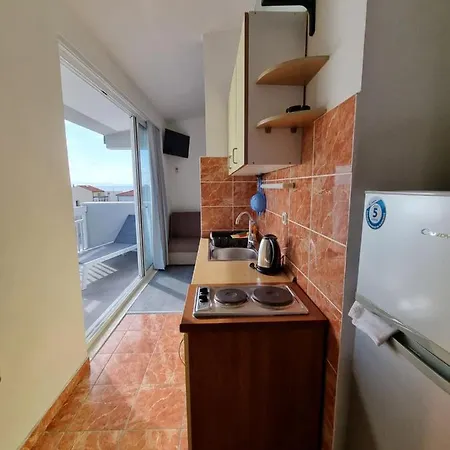 アパート Apollo - ドラスニセ